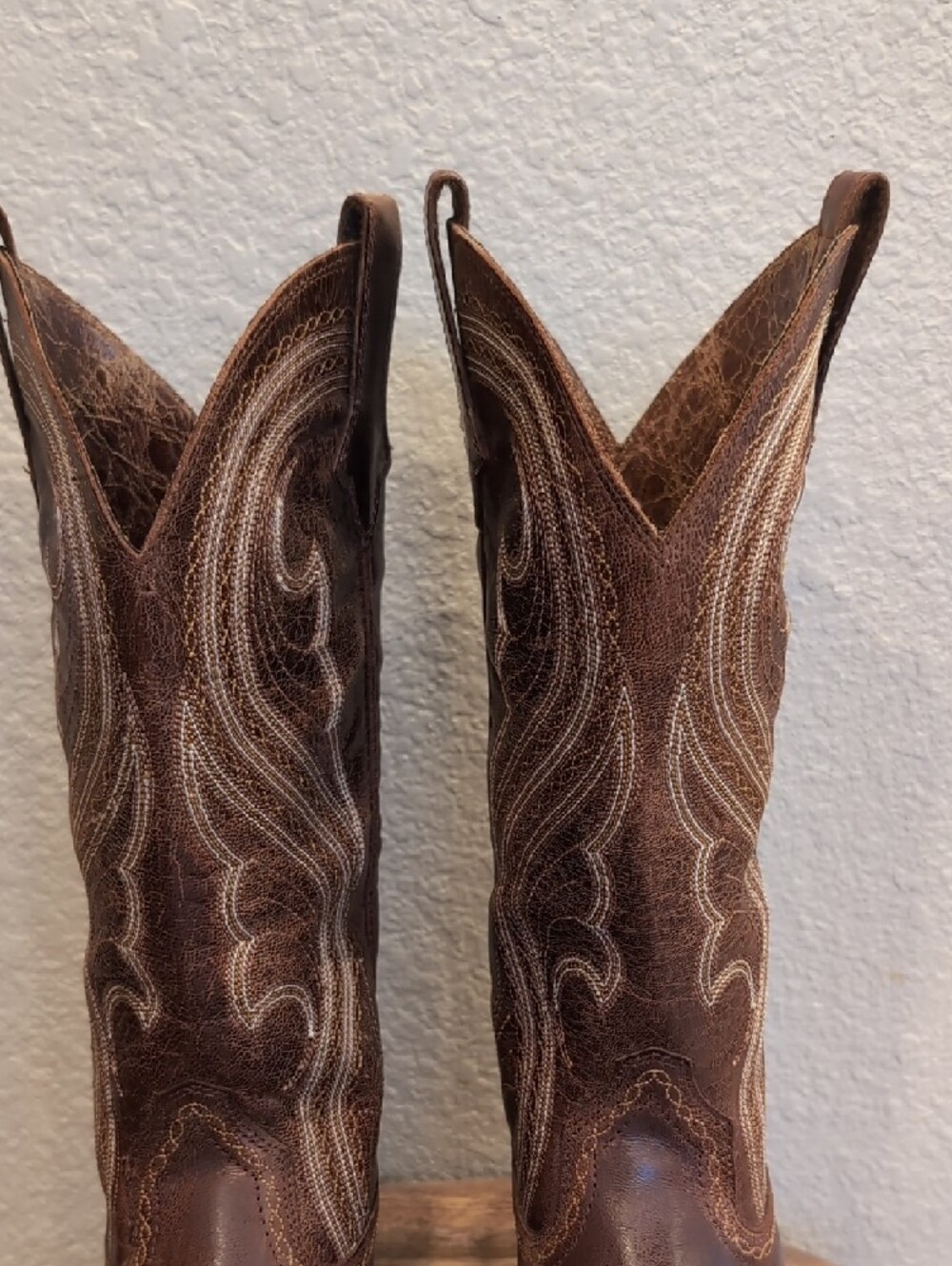 Ariat Lively Western Cowgirl Boots with Embroidered Shaft - Picture 7 of 13